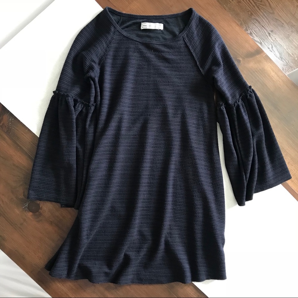 🦌Abercrombie&Fitch LBD little black dress